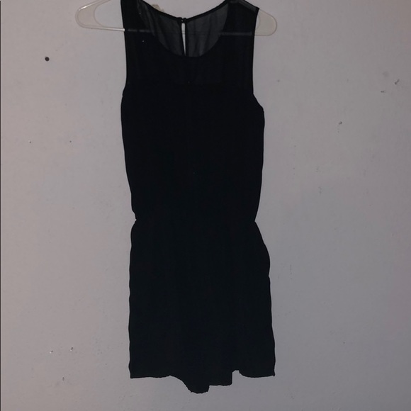 Clothes - Picture 4 of 6